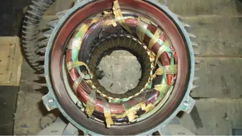 電動(dòng)機(jī)缺相燒毀